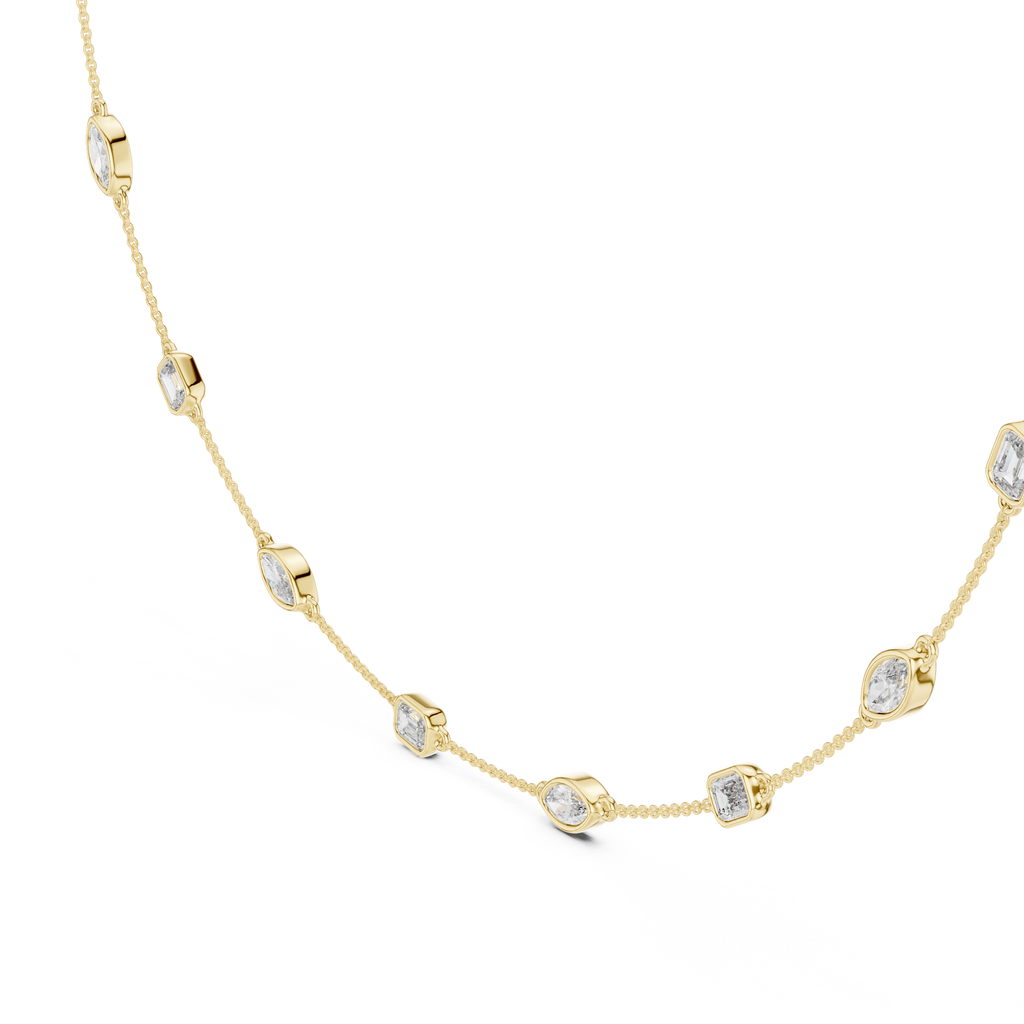 Charming Emerald And Marquise Diamond Necklace