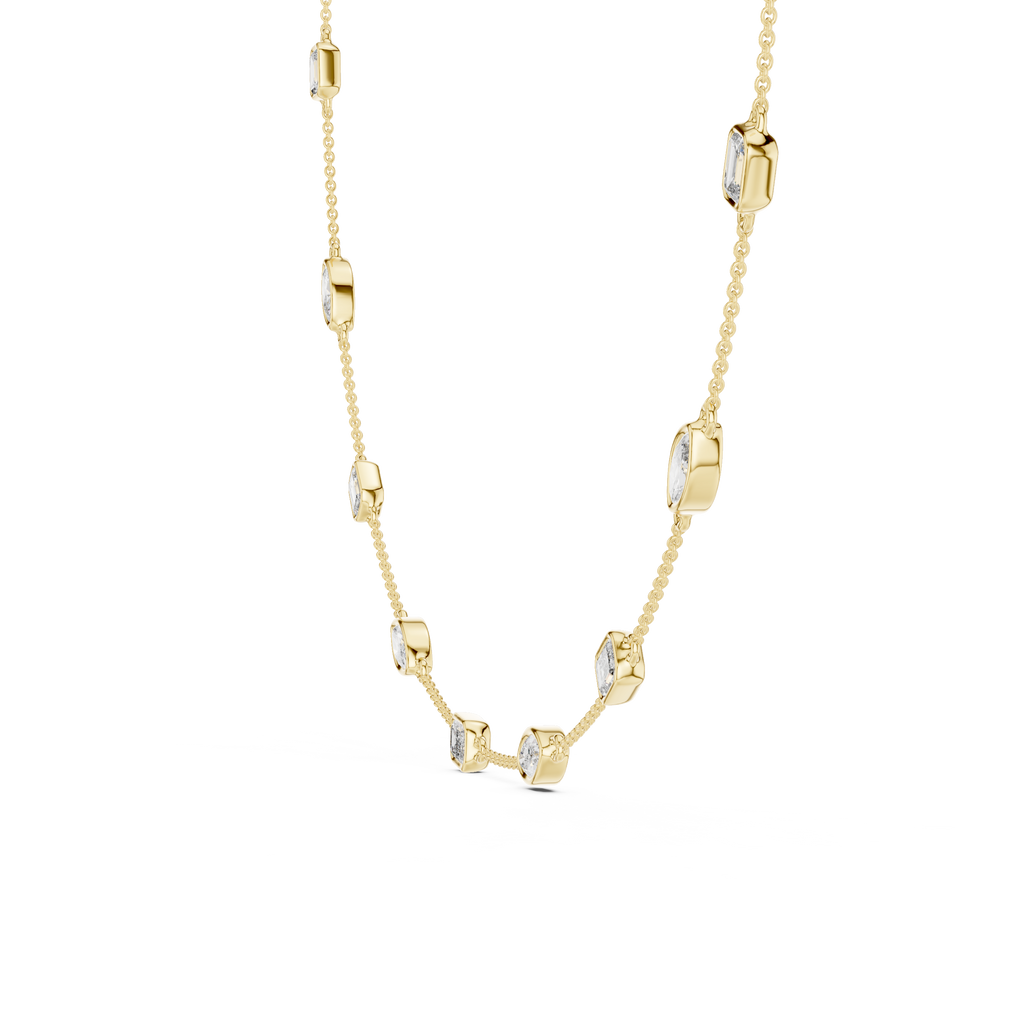 Charming Emerald And Marquise Diamond Necklace