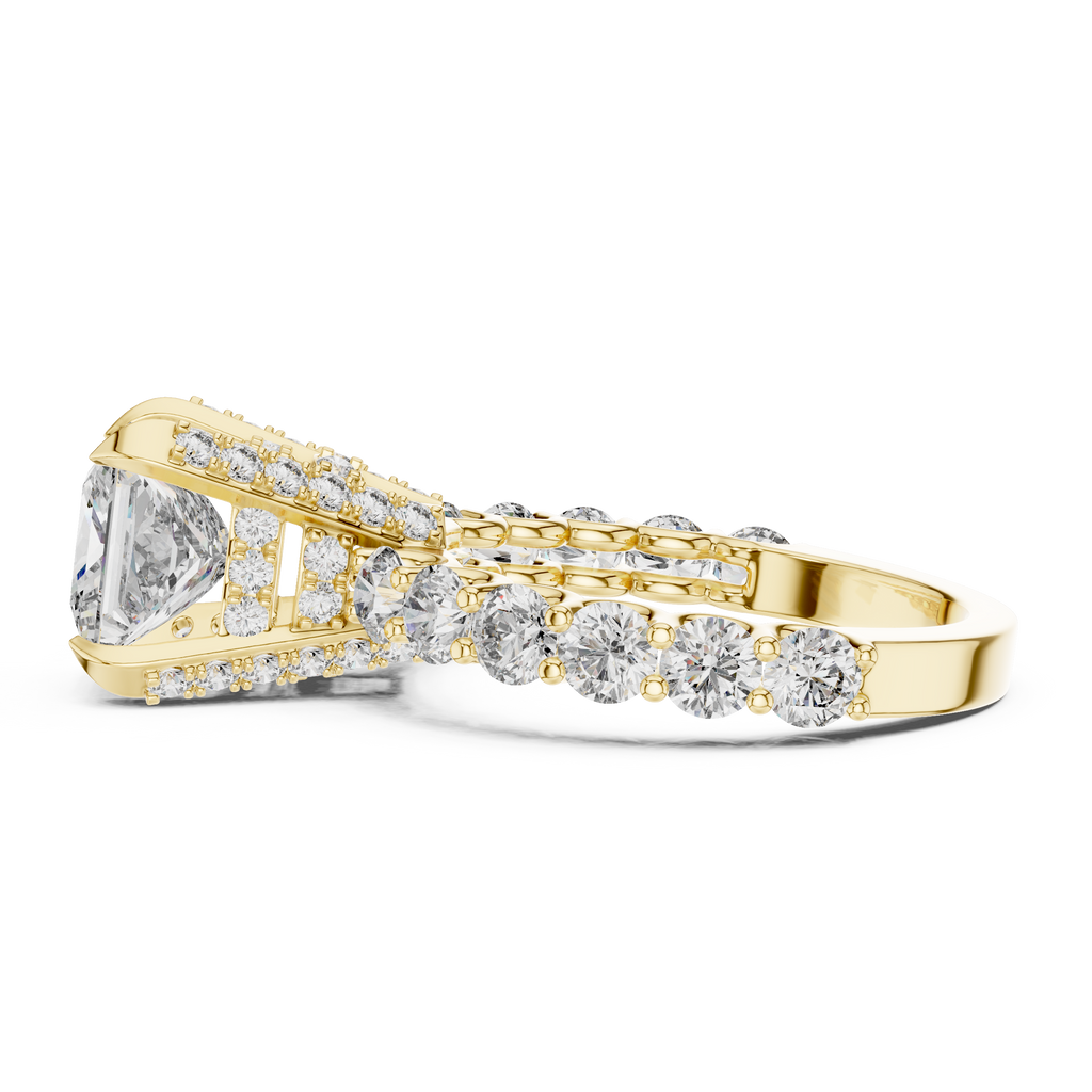 Princess Cut Dazzling Diamond Engagement Ring