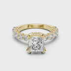 Princess Cut Dazzling Diamond Engagement Ring